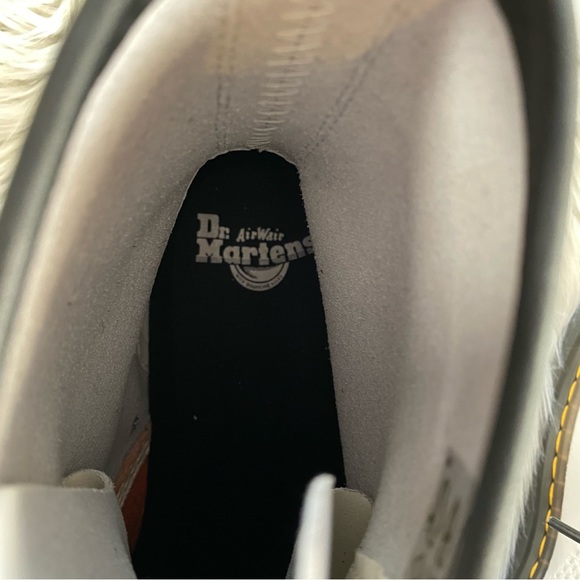 DR. MARTENS Zavala 8-Eyelet Combat Boot NWOT - Picture 9 of 10